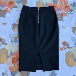 Elizabeth & James Zipped Pencil Skirt: Black: Size 6